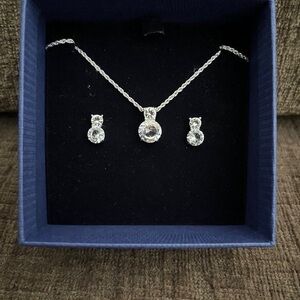 Swarovski Silver Necklace with Pendant
